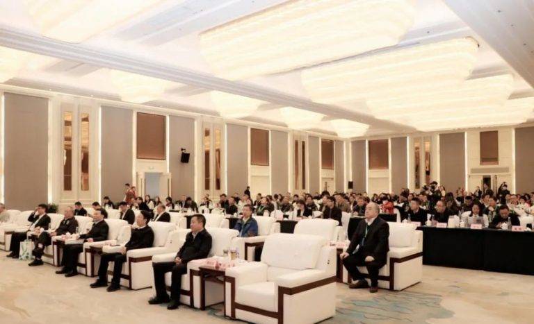 时搏官方网页版荣获“中国实验室绿色技术贡献奖”|第三届中国实验室绿色技术国际报告会圆满落幕